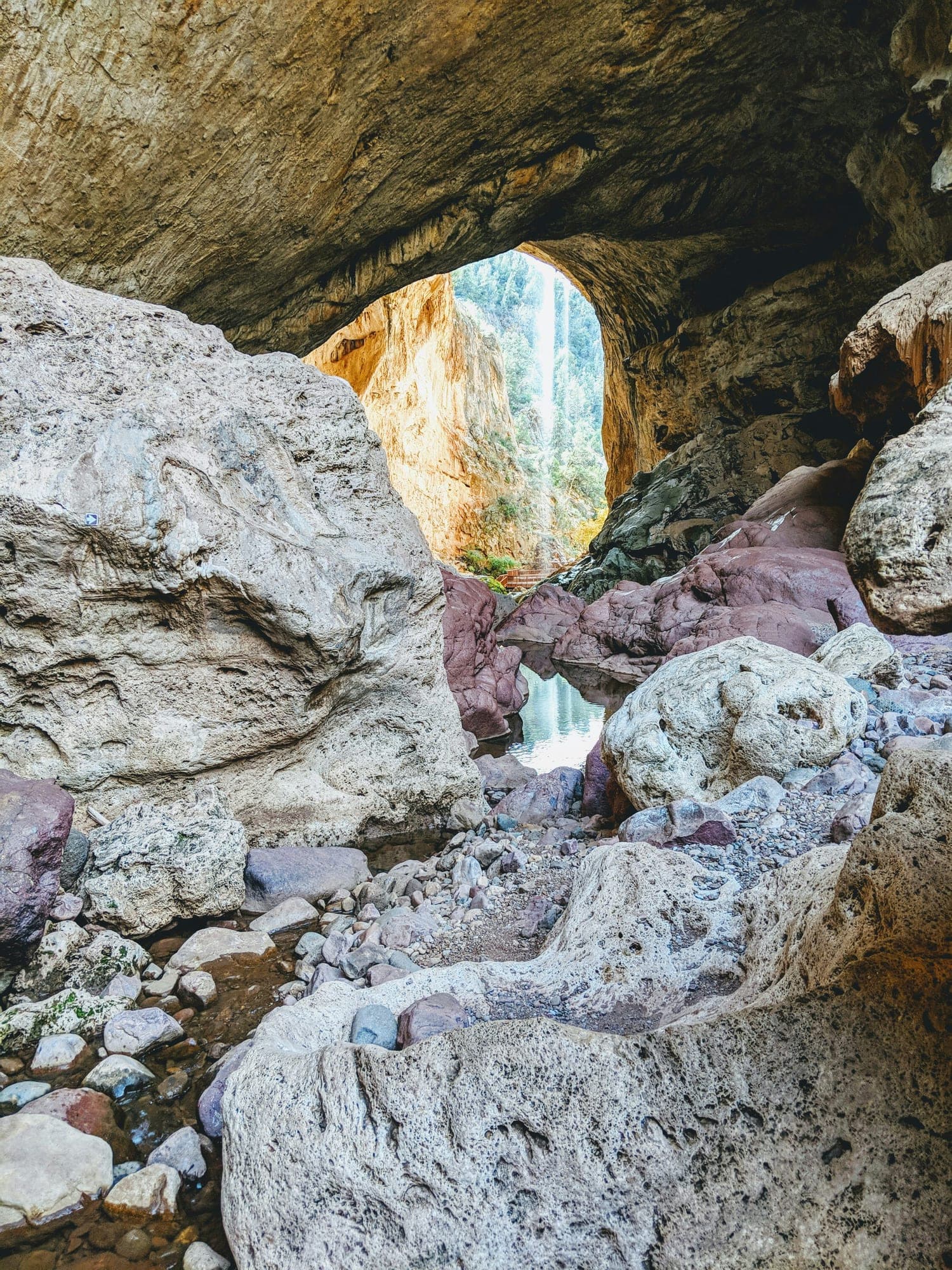 Tonto Natural Bridge State Park